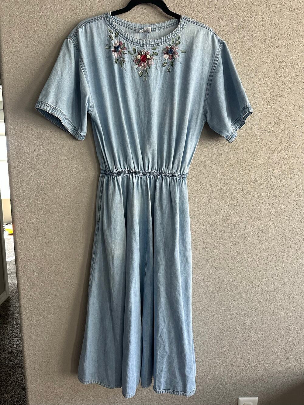 Vintage CMC Color Me Cotton Chambray Denim Dress XS Floral Applique Made in USA